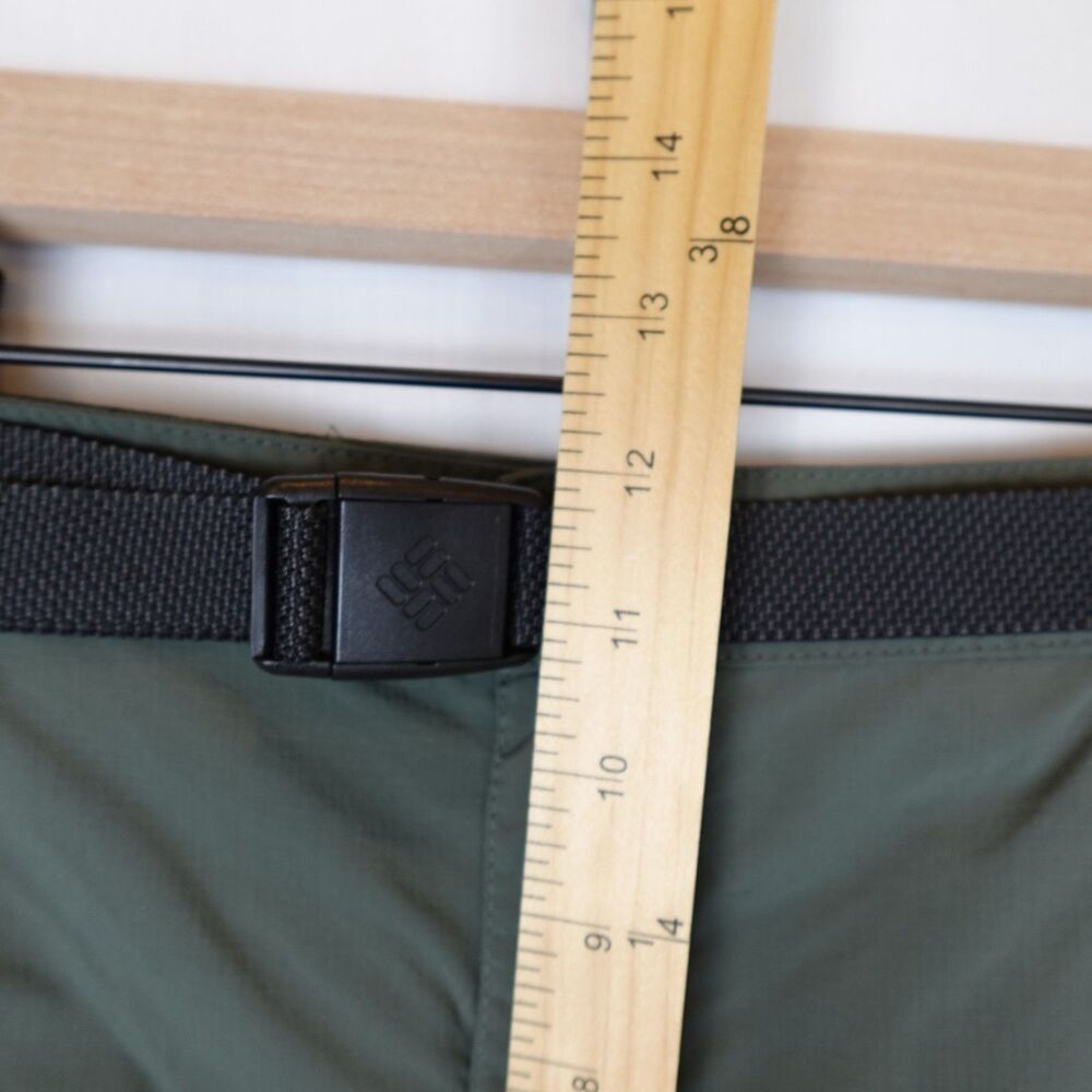 Columbia Omni-Shade Sun Protection Men's Shorts Size 44w Green Cargo Belted Zip - Picture 6 of 16